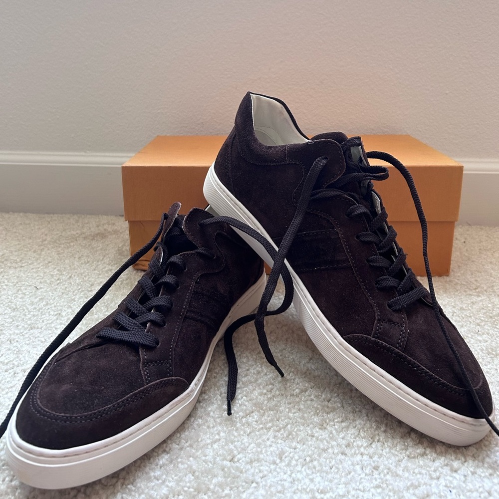 TOD’S 9.5